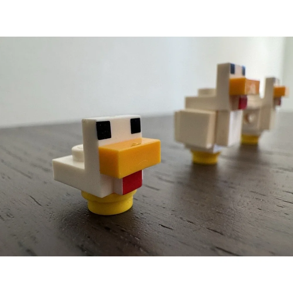 (Lot of 3) Lego Minecraft Chicken Minifigures White Feathers 21140 Chics - Picture 3 of 6